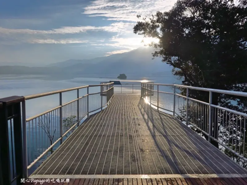懸臂式觀景台：向山遊客中心（日月潭風景區新亮點）