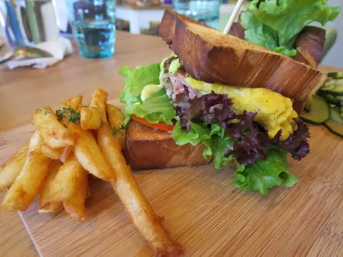 Yuni Cafe 約尼咖啡 ...約您共享~