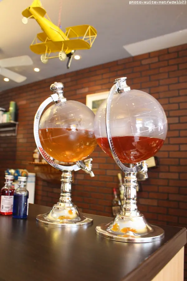 飛Bar 時代茶飲 /手作甜點✪宜古宜今飲品×中西手工鄉村派×手作點心~105.04.01