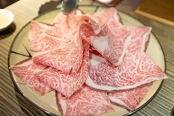 堺坊 - 除了一點，其它幾乎完全打中我喜好的竹北涮涮鍋