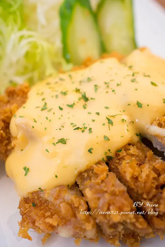 【三重】平價溫馨的餐館．豆角doukah豬排咖啡小館