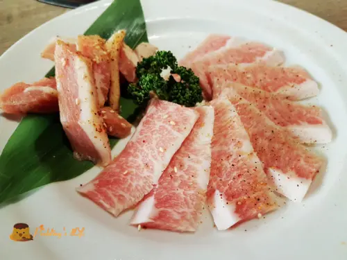 【台中美食】現採現烤杏鮑菇牆《山鯨燒肉》日韓風精緻燒烤/試管飲料