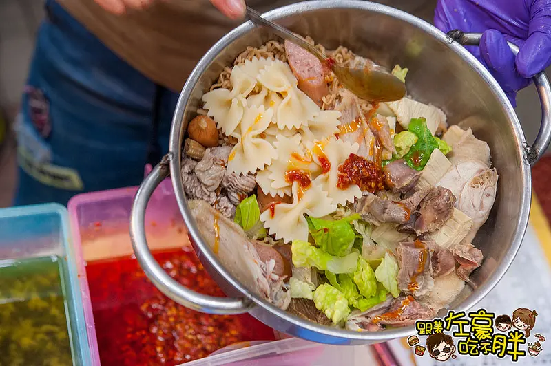[食記] 顛覆口味、創新首選！鮮鹽堂泰式鹽水雞 (崇德店) 給你不一樣的鹽水雞！