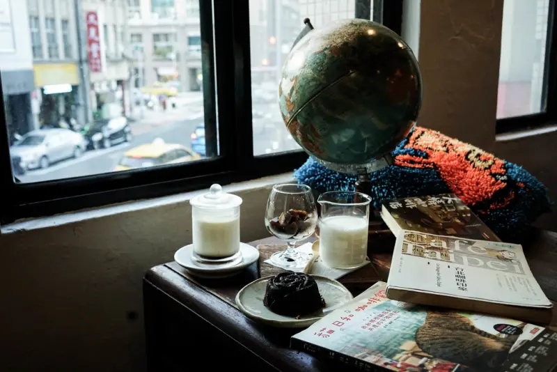 角公園咖啡Triangle garden cafe X 魔王 台北大同區 二樓老宅裡有好喝咖啡與茶 回憶舊時光我想起兒時點滴 捷運中山站不限時咖啡廳『內文有店家資訊與菜單』