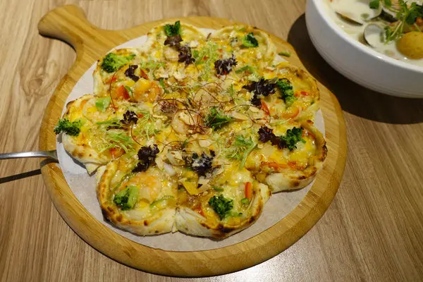 菜寮站美食-Boboli波波里創義廚房，三重義大利麵推薦，氣氛好、CP值超高的三重平價義大利餐廳