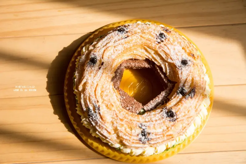 ｜宅配｜顛覆傳統，選擇多樣的六吋泡芙蛋糕、彌月蛋糕，宅配美食新選擇*春野櫻創意洋菓子