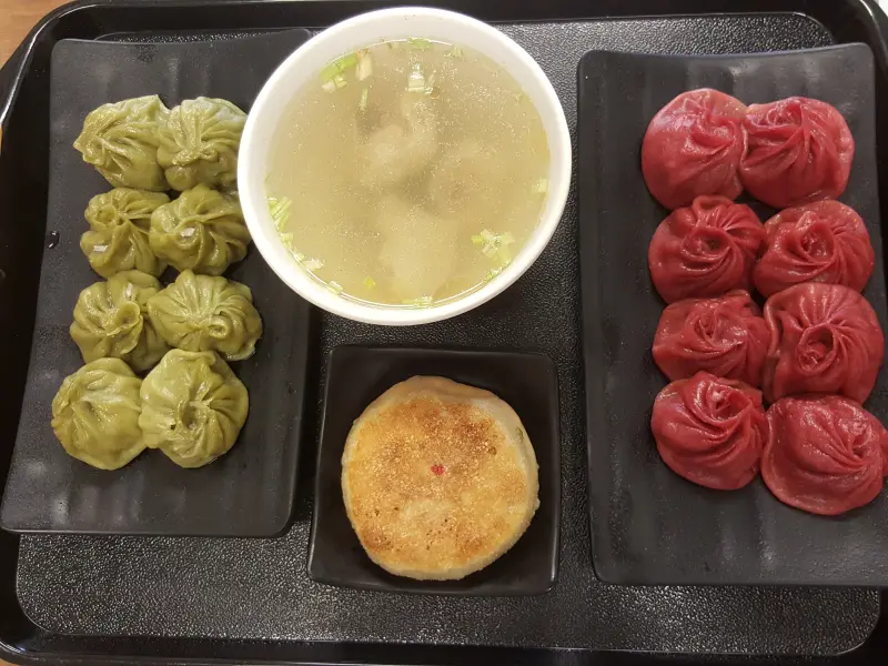 【食-台中沙鹿】王巧手小籠包♥麻辣巧籠包♡鯛魚巧籠包♥起士牛肉餡餅