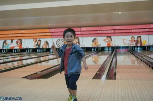 【愛評體驗團】高雄苓雅_E7play一票玩到底(高雄三多店)@一票玩到底的啥米都有 一次玩個過癮吧