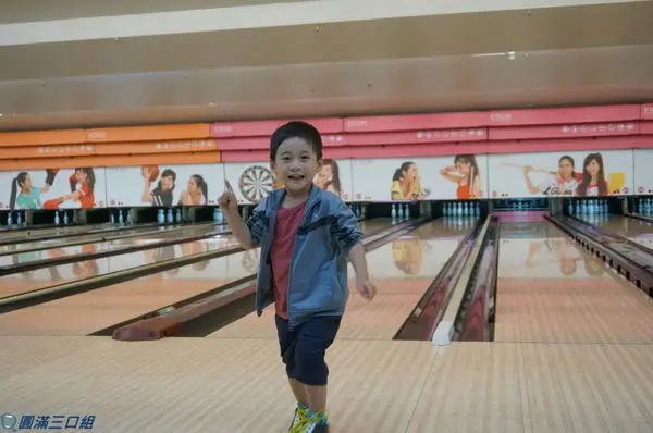 【愛評體驗團】高雄苓雅_E7play一票玩到底(高雄三多店)@一票玩到底的啥米都有 一次玩個過癮吧