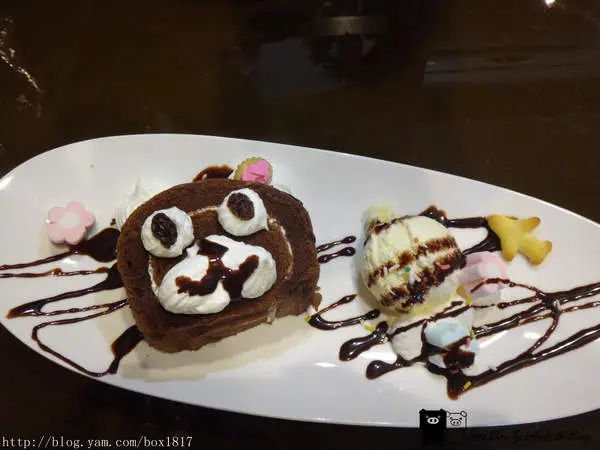 【彰化。田中】咖啡熊Coffee House。平價下午茶。可愛溫馨的氛圍