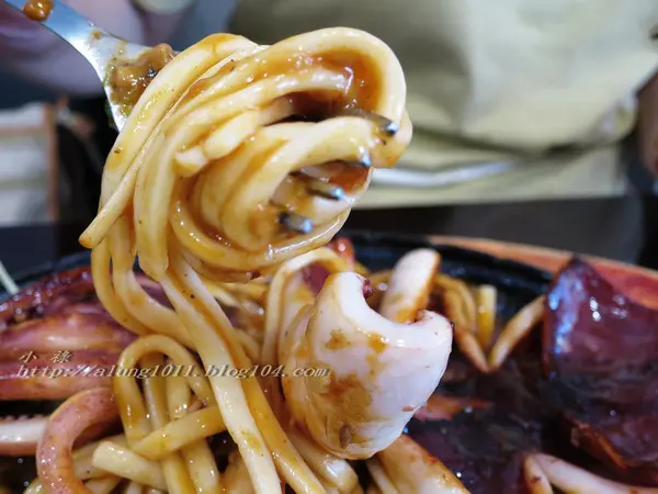 來去嗑排餐      ..來一客平價牛排