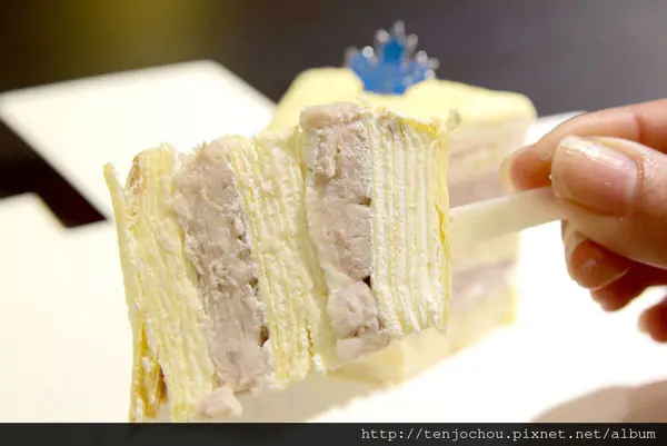 花花，甲飽沒【台南食記】克林姆之屋 千層蛋糕平價好吃！學生時代吃到現在還是好愛！