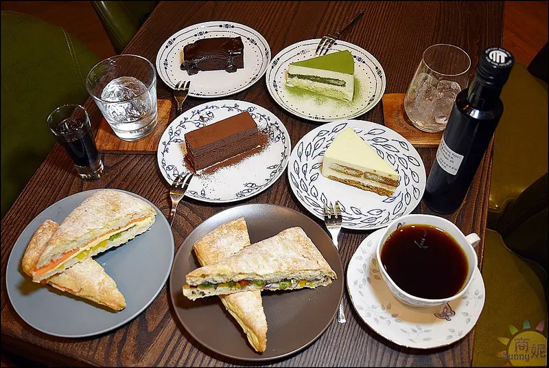 商業週刊報導台中必訪低調咖啡店。MT49芒果樹咖啡店。隨便點都不會失望每次去都有驚喜@sunny吃喝遊樂