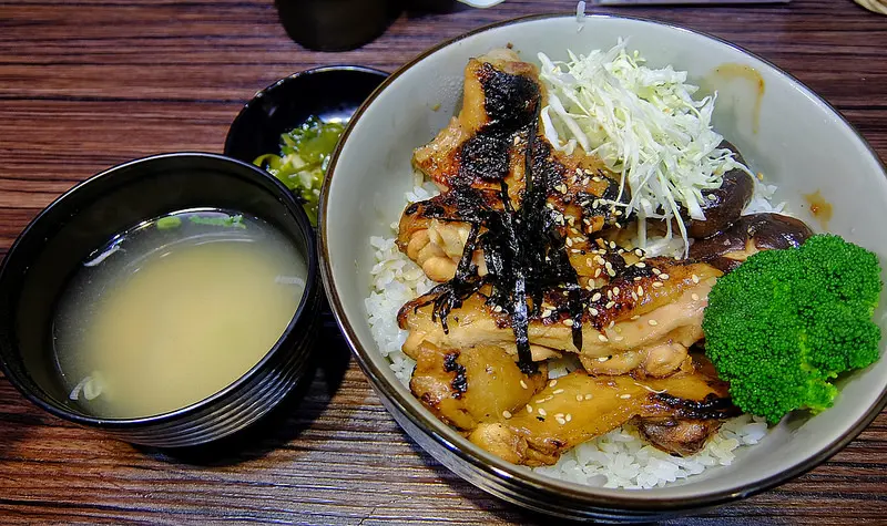 台北 文山 喜知次カレー.丼飯