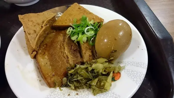 【佳味豬腳爌肉】新光三越大有店