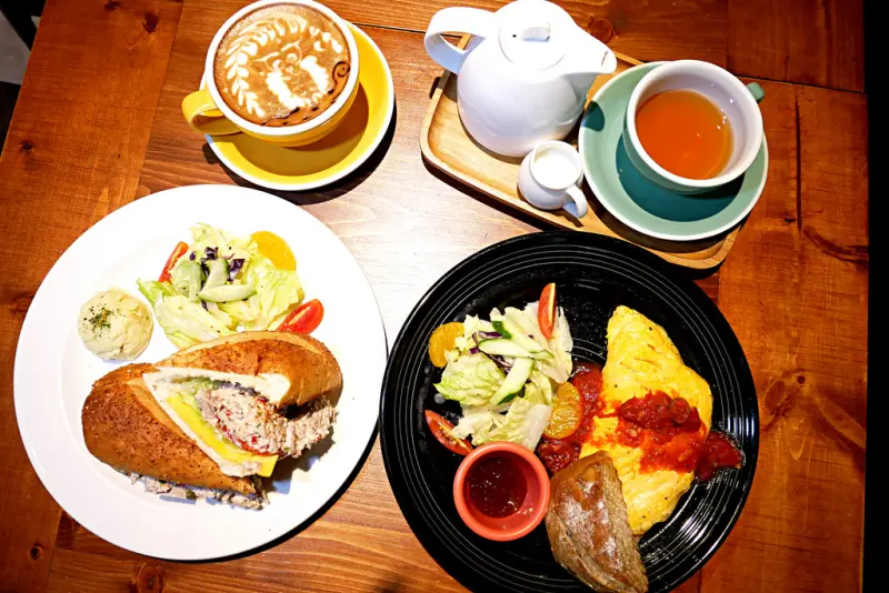 [新北中和] 景安捷運三隻貓頭鷹 3owls c＠fe悠閒的早午餐旅程