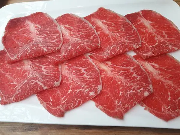 崇德路火鍋飲料冰淇淋吃到飽~八豆食府精緻鍋物