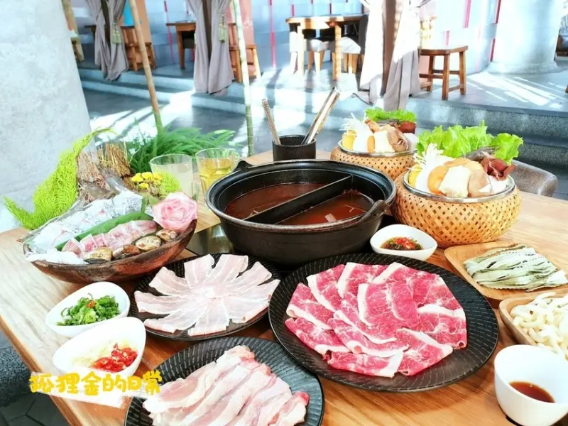 台中美食 │ 八豆食府精緻鍋物 崇德店 北屯區火鍋推薦 挑高大器的舒適用餐空間 高CP海陸雙人商業午餐