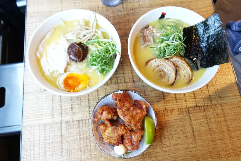 【日式料理】鳥人拉麵Tatto Ramen復興店 , 最適合女性口味鹹度適中湯頭濃郁 , 來自紐約的口碑拉麵 , 近忠孝復興市民大道