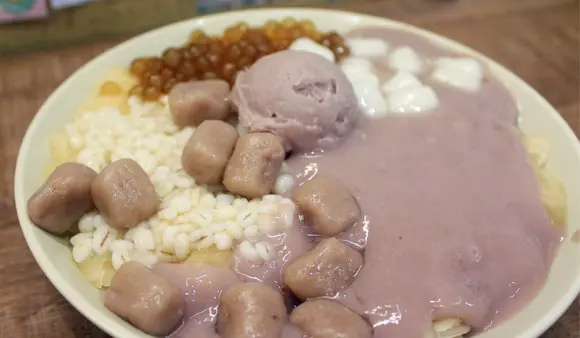 樂華夜市必吃｜芋頭控必吃!「阿爸の芋圓」：蔗片冰比芋泥芋球好吃♥♥@捷運永安市場站(樂華夜市怎麼去)