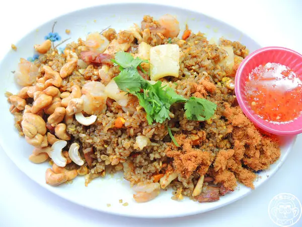 呷飽祙【台北中山･泰式雲南小吃】非凡大探索推薦        
      