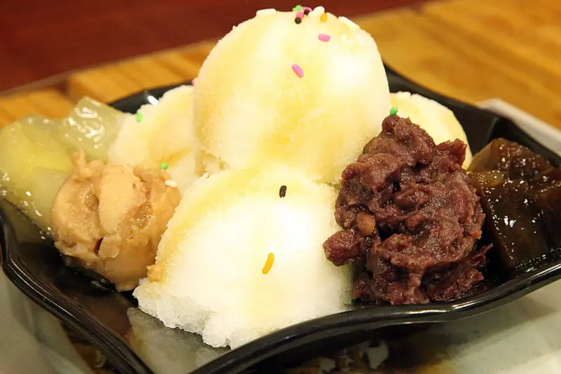 【台南東區-美食】芯芯要去【儒家紅豆湯花生仁湯】~秉持傳統做法不論是夏天.冬天都品嚐到美味的古早味甜點