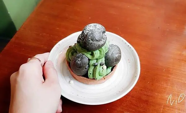 [台南中西區]六合境 茶弥 SaBiSKi。抹茶聖托諾蕾泡芙塔
