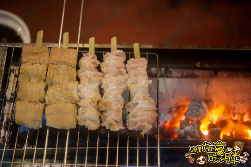 [食記] 台.日.韓.大結合！燒烤份量超划算「南蠻亭炭火燒鳥居酒屋」鳳螺(超大顆)韓國燒酒(水果口味)