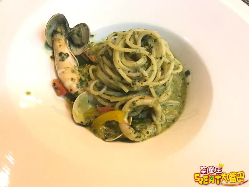 【台中大里超人氣吃到飽推薦】弗卡夏義式料理價位，菜單大公開！珍珠奶茶也能做披薩版!台中大里美食小吃旅遊景點推薦！