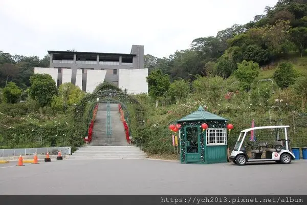 苗栗頭屋雅聞七里香玫瑰森林