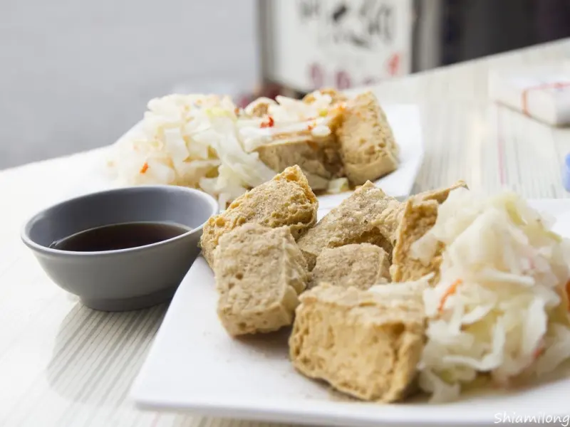 【台南】仁德區 ★ 阿太伯臭豆腐 - 一天只賣3個半小時，慢來的就只能看圖止餓囉