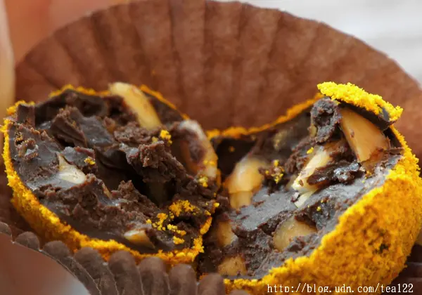 【彰化。美食】大風蜂蜜+96%比力時進口巧克力+台灣在地產熟成水果=佳風蜜松露巧克力