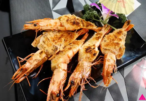 GS愛吃鬼| 汐止 | 麻吉美食燒烤 | 新鮮實在的燒烤熱炒!