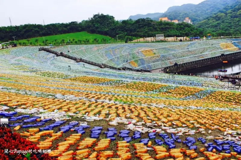 基隆遊：⟪梵谷星空草原⟫重現「梵谷星夜」，挑戰世界紀錄的震撼療癒景致