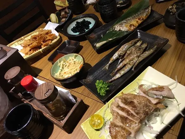 [台北美食] 火燒鳥居酒屋 § 中山站美食 § 下班小酌好去處