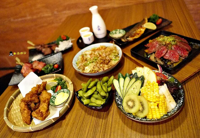 [食記]台北中山站 火燒鳥日式居酒屋 台北七條通日式料理 下班小酌好去處~ 串物/串燒/烤物/炸物/烤麻糬 居酒屋/日式料理/日式餐廳 中山站餐廳/中山站美食