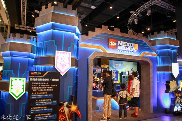 【桃園景點】樂高未來騎士學院。台茂購物中心。爭鮮壽司Magic Touch新幹線列車來送餐