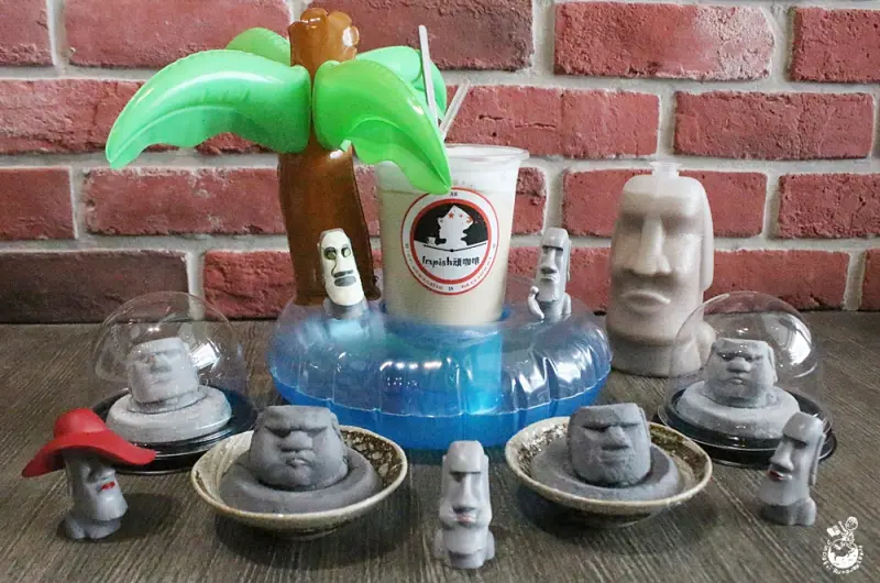 客製拉花聞名的Impish頑咖啡，新推出超逗摩艾棉花糖和摩艾瓶飲品