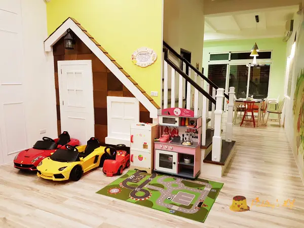 【花蓮住宿】花蓮市-電動跑車親子民宿《幸福童漾》樂高/溜滑梯/帳篷主題房型