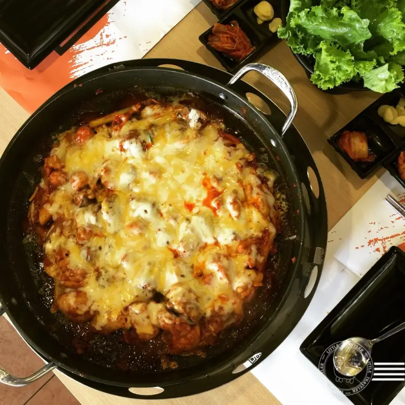 台中 西屯區。OMAYA春川炒雞-台中漢口店