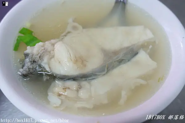 【雲林。斗南】康記魚湯。隱藏在菜市場。銅板小吃
