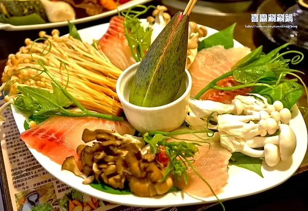 【新莊火鍋 / 新莊有機蔬食】用心加上良心，讓您吃得更加安心！ ✿✿ 喜園涮涮鍋 ✿✿        
      