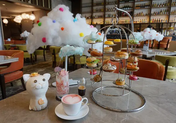 台北六福萬怡酒店-The Lounge大廳酒吧 ♥ JC CAT雲朵鳥籠下午茶 ♥ 特色調酒 ♥ 南港美食