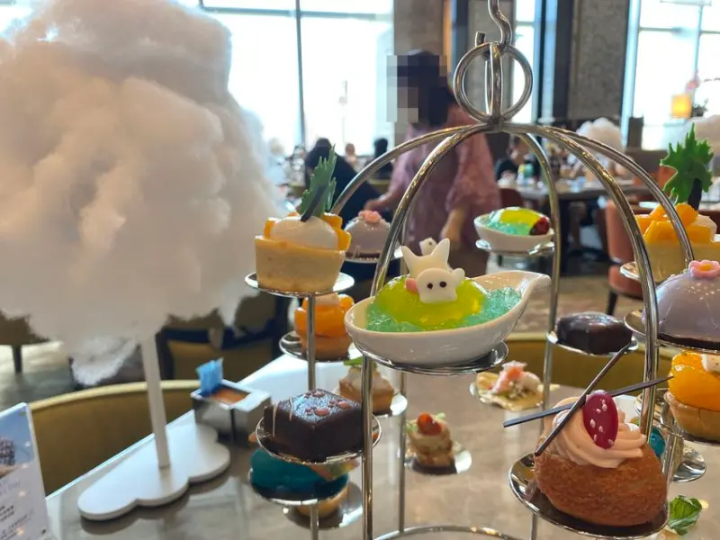【台北南港-六福萬怡酒店】JC Cat鳥籠下午茶-跟著雲朵去旅行/隨便拍都美的法式甜點