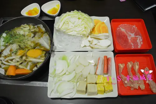 【壽喜燒。士林】富堯壽喜燒 ~ 捷運士林站 $388 壽喜燒吃到飽，免收服務費，讓你花少少錢就可以吃菜、吃肉，吃飽飽