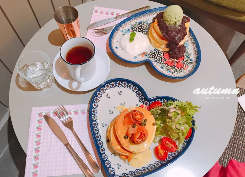 【台南，中西區｜下午茶】媲美日本鬆餅專賣店 ▧ Autumn舒芙蕾熱鬆餅 ▧ 超級綿密入口即化！