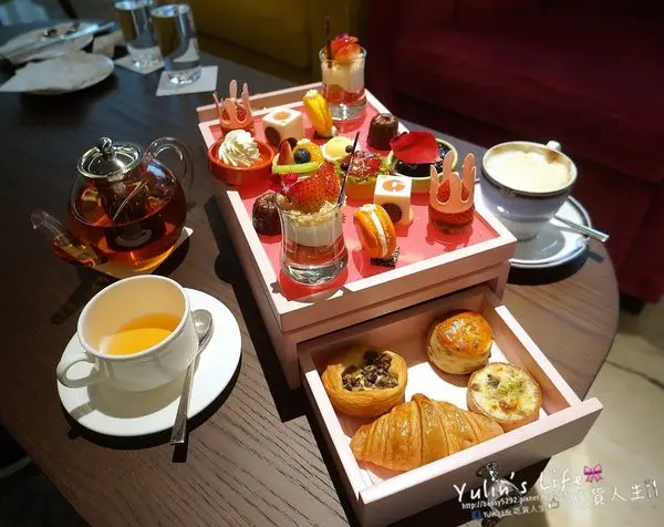 Cocoon 池畔酒吧 ♥ 美福大飯店 ♥ 少女心爆發的珠寶盒甜點 ♥ 池畔雙人下午茶