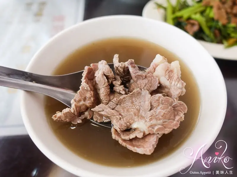 【台南美食】億哥牛肉湯。24小時營業～每日現宰溫體牛鮮嫩上桌！ - ANIKO 艾妮可美味人生