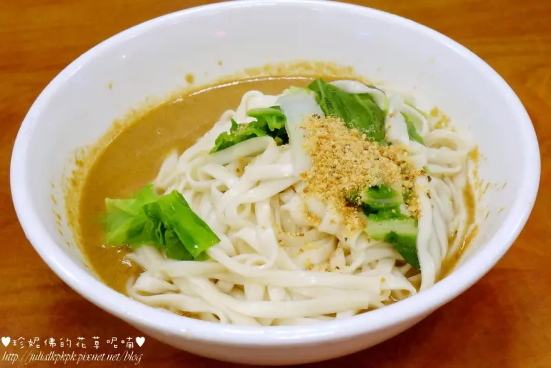 【新北-板橋區】麵食、小菜好吃夠味，令人想再回訪的「二姊麵擔」