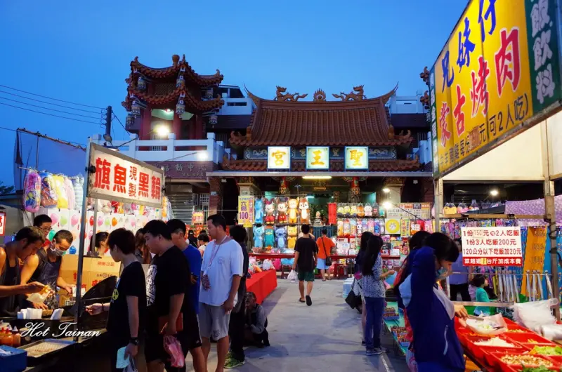 【台南麻豆區】好吃好玩又好逛的在地人夜市：麻豆夜市